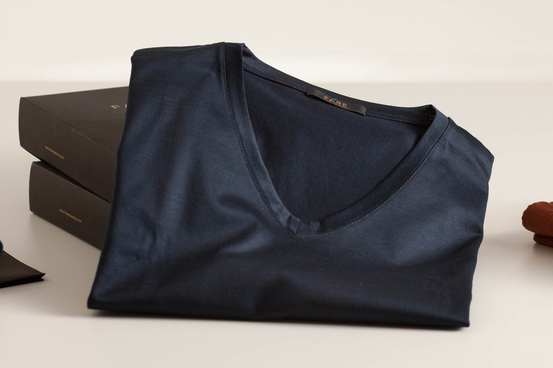 T-SHIRT manica corta collo "V"